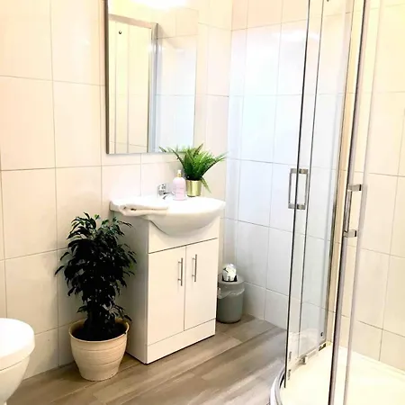 Shangri-la Large Family Townhouse Free Carpark Dom wakacyjny Killarney